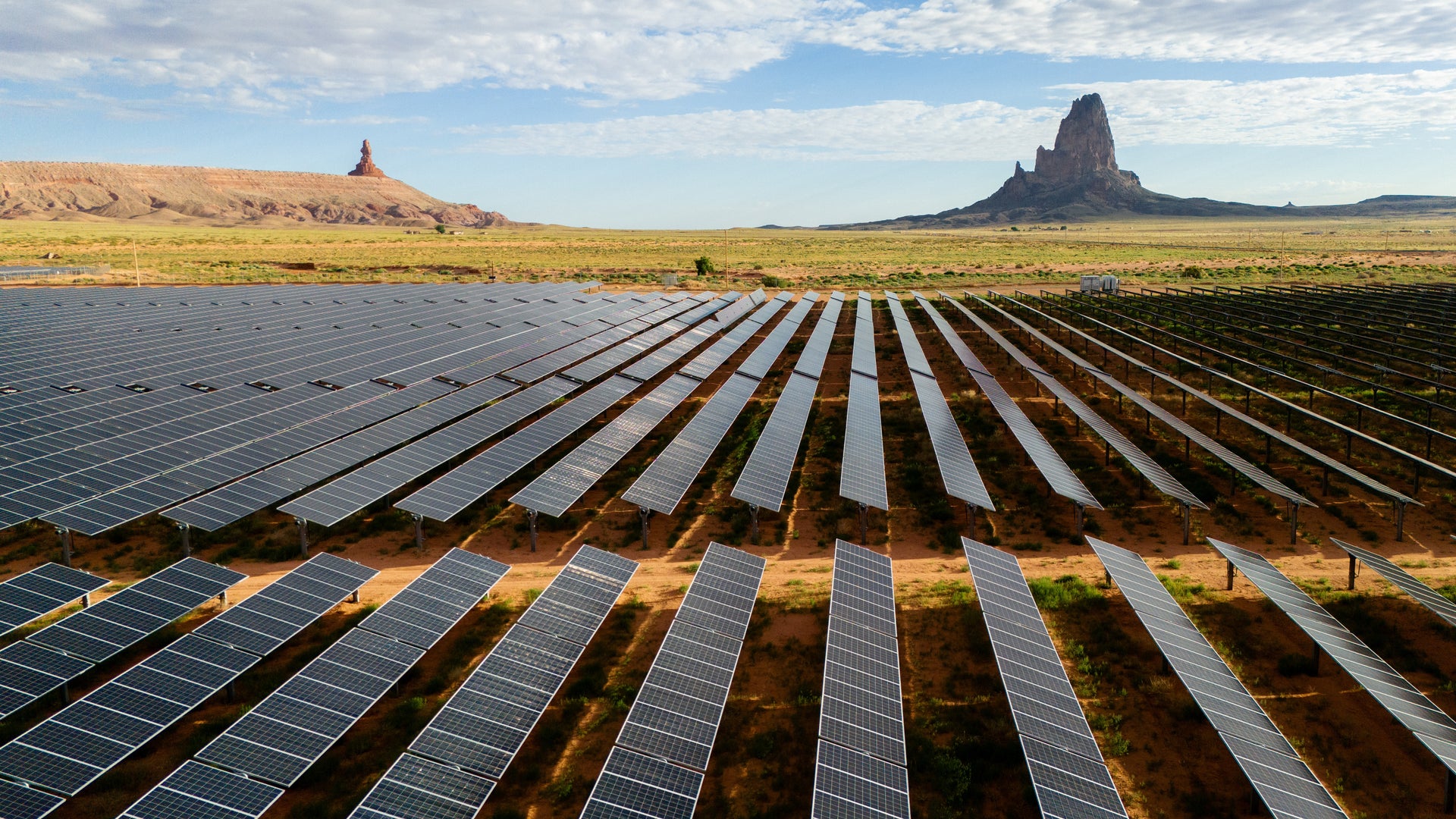 Solar Farms & Utilities security camera surveillance in Arizona